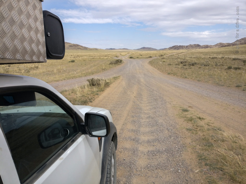 Härtetest Mongolei 20 Mongolische Wegkreuzung